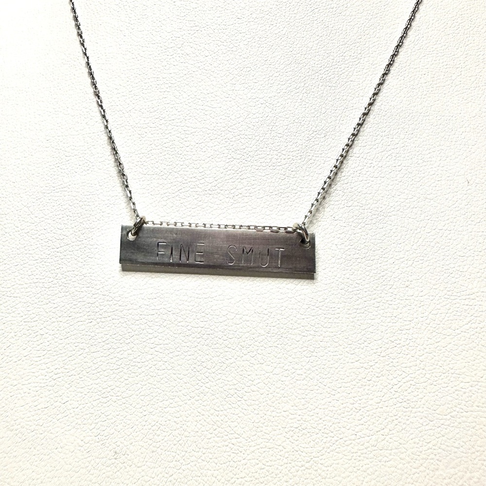 “Fine Smut” Silver Bar Necklace